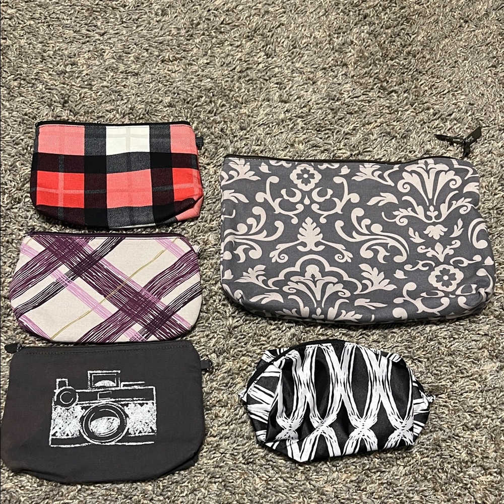 Set of 5 Patterned Cosmetic Bags